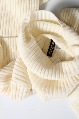 Дамски пуловер H&M Divided, Размер M, Цвят Екрю, Цена 15,08 лв.