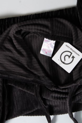 Γυναικείο φούτερ No Boundaries, Μέγεθος S, Χρώμα Γκρί, Τιμή 6,28 €