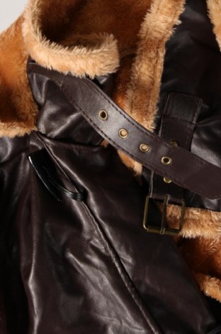 Дамско кожено яке, Размер L, Цвят Кафяв, Цена 31,85 лв.