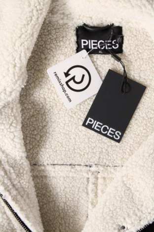 Γυναικείο δερμάτινο μπουφάν Pieces, Μέγεθος XL, Χρώμα Μαύρο, Τιμή 29,72 €
