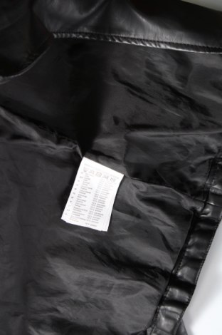 Γυναικείο δερμάτινο μπουφάν Takko Fashion, Μέγεθος XS, Χρώμα Μαύρο, Τιμή 25,76 €