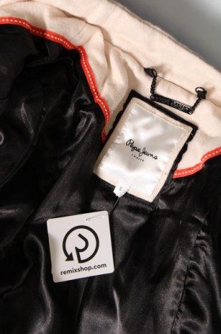 Дамско палто Pepe Jeans, Размер S, Цвят Бежов, Цена 92,30 лв.