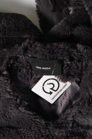 Дамско палто Vero Moda, Размер S, Цвят Сив, Цена 34,10 лв.