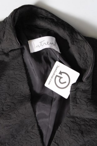 Γυναικείο σακάκι Intrend, Μέγεθος XS, Χρώμα Γκρί, Τιμή 46,21 €