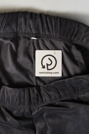 Pantaloni trening de femei, Mărime XL, Culoare Gri, Preț 42,93 Lei