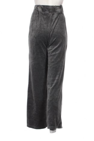Γυναικείο αθλητικό παντελόνι, Μέγεθος L, Χρώμα Γκρί, Τιμή 8,97 €