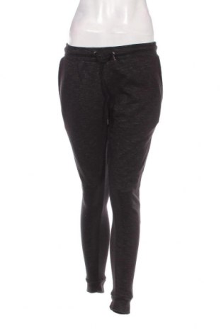 Pantaloni trening de femei Urban Classics, Mărime M, Culoare Gri, Preț 88,65 Lei