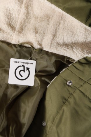 Dámska bunda , Veľkosť M, Farba Zelená, Cena  15,79 €