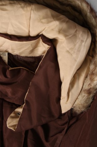 Γυναικείο μπουφάν Anne De Lancay, Μέγεθος S, Χρώμα Καφέ, Τιμή 18,30 €