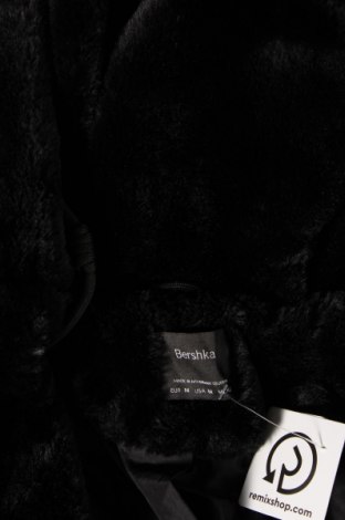 Dámská bunda  Bershka, Velikost M, Barva Černá, Cena  509,00 Kč