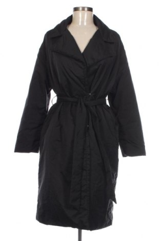Γυναικείο μπουφάν Bershka, Μέγεθος S, Χρώμα Μαύρο, Τιμή 19,38 €
