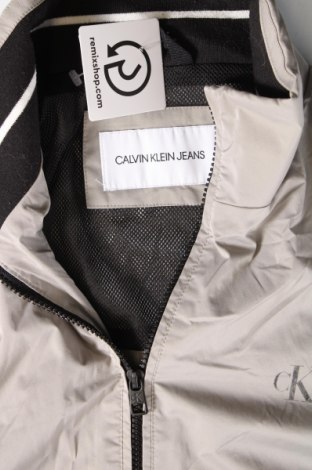 Дамско яке Calvin Klein Jeans, Размер M, Цвят Сив, Цена 52,80 лв.