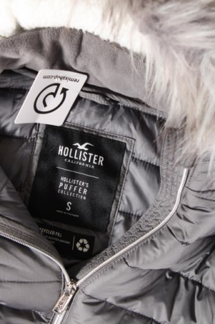 Дамско яке Hollister, Размер S, Цвят Сив, Цена 31,99 лв.