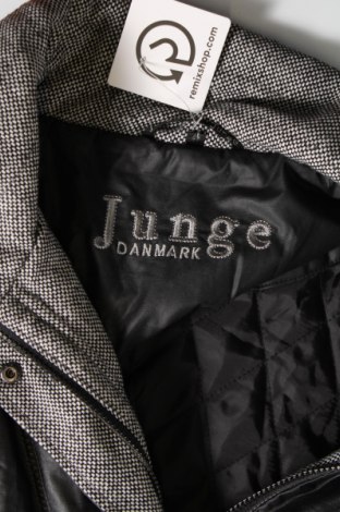 Dámska bunda  Junge, Veľkosť XL, Farba Čierna, Cena  60,56 €