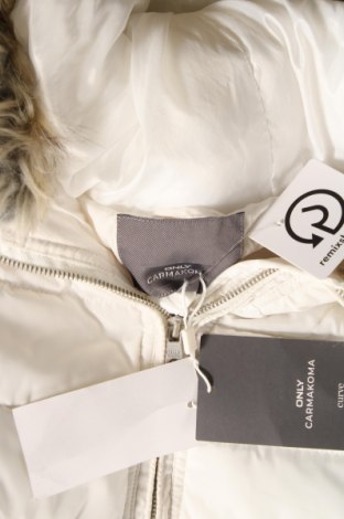 Γυναικείο μπουφάν ONLY Carmakoma, Μέγεθος XL, Χρώμα Λευκό, Τιμή 25,89 €
