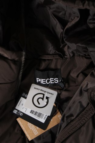 Geacă de femei Pieces, Mărime XS, Culoare Maro, Preț 146,84 Lei