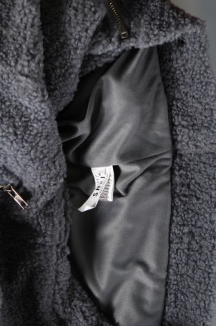 Γυναικείο μπουφάν SHEIN, Μέγεθος S, Χρώμα Γκρί, Τιμή 18,30 €