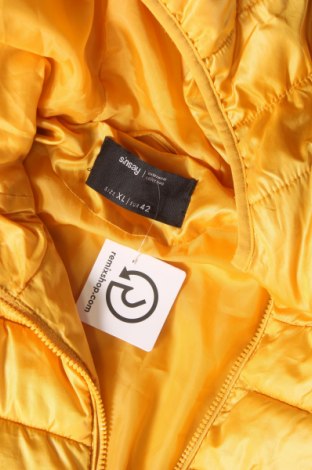 Γυναικείο μπουφάν Sinsay, Μέγεθος XL, Χρώμα Κίτρινο, Τιμή 20,09 €