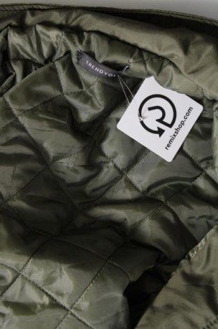 Dámska bunda  Trendyol, Veľkosť L, Farba Zelená, Cena  21,69 €