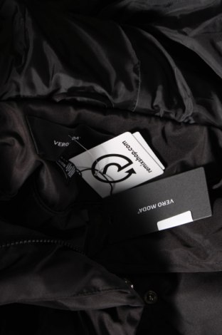 Dámska bunda  Vero Moda, Veľkosť M, Farba Čierna, Cena  27,33 €