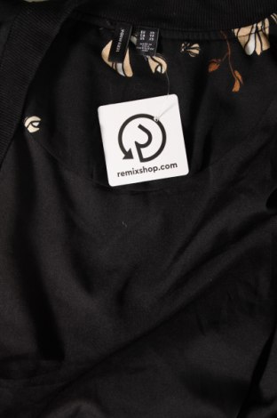 Γυναικείο μπουφάν Vero Moda, Μέγεθος XS, Χρώμα Μαύρο, Τιμή 6,34 €