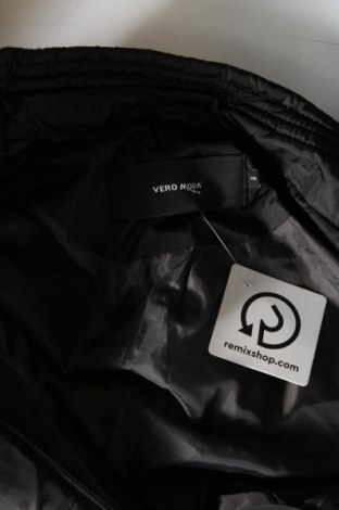 Dámska bunda  Vero Moda, Veľkosť XS, Farba Čierna, Cena  11,63 €