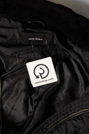 Dámska bunda  Vero Moda, Veľkosť M, Farba Čierna, Cena  9,07 €