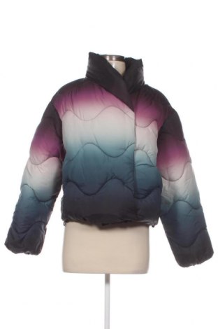Γυναικείο μπουφάν Weekday, Μέγεθος XS, Χρώμα Πολύχρωμο, Τιμή 72,16 €