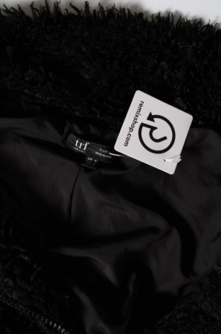 Дамско яке Zara Trafaluc, Размер M, Цвят Черен, Цена 22,14 лв.