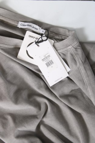Детска блуза Calvin Klein Jeans, Размер 11-12y/ 152-158 см, Цвят Сив, Цена 34,10 лв.