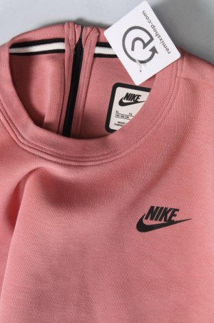 Детска рокля Nike, Размер 12-13y/ 158-164 см, Цвят Розов, Цена 74,33 лв.