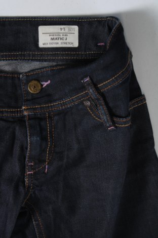 Dziecięce jeansy Diesel, Rozmiar 13-14y/ 164-168 cm, Kolor Niebieski, Cena 133,86 zł