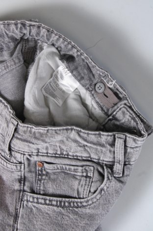 Detské džínsy  H&M, Veľkosť 9-10y/ 140-146 cm, Farba Sivá, Cena  9,82 €
