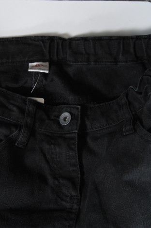 Kinderjeans S.Oliver, Größe 15-18y/ 170-176 cm, Farbe Schwarz, Preis 3,34 €