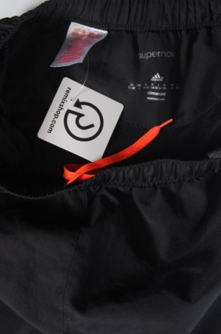 Pantaloni scurți pentru copii Adidas, Mărime 13-14y/ 164-168 cm, Culoare Negru, Preț 59,69 Lei