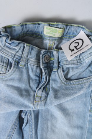 Pantaloni scurți pentru copii Alive, Mărime 5-6y/ 116-122 cm, Culoare Albastru, Preț 35,67 Lei