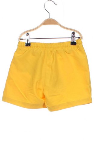 Pantaloni scurți pentru copii Hummel, Mărime 4-5y/ 110-116 cm, Culoare Galben, Preț 51,58 Lei