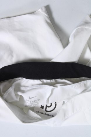 Детски къс панталон Nike, Размер 7-8y/ 128-134 см, Цвят Черен, Цена 32,00 лв.