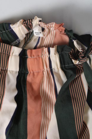 Pantaloni scurți pentru copii SHEIN, Mărime 10-11y/ 146-152 cm, Culoare Multicolor, Preț 46,05 Lei