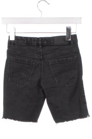 Παιδικό κοντό παντελόνι Sinsay, Μέγεθος 6-7y/ 122-128 εκ., Χρώμα Γκρί, Τιμή 7,16 €