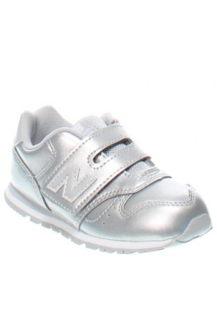 Detské topánky  New Balance, Veľkosť 26, Farba Strieborná, Cena  31,96 €