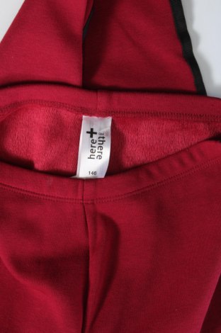 Детски панталон Here+There, Размер 9-10y/ 140-146 см, Цвят Червен, Цена 11,98 лв.