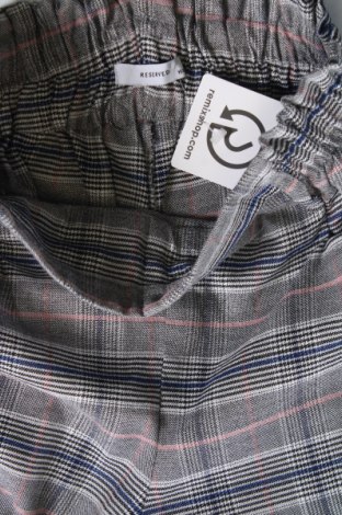 Pantaloni pentru copii Reserved, Mărime 12-13y/ 158-164 cm, Culoare Gri, Preț 28,93 Lei