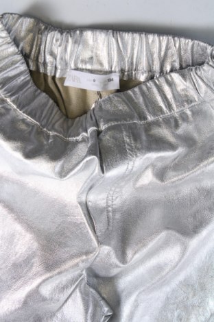 Pantaloni pentru copii Zara, Mărime 8-9y/ 134-140 cm, Culoare Argintiu, Preț 20,35 Lei