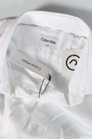 Cămașă de bărbați Calvin Klein, Mărime XL, Culoare Alb, Preț 513,16 Lei