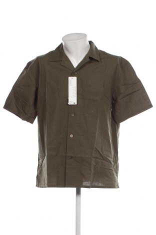 Мъжка риза Uniqlo, Размер L, Цвят Зелен, Цена 53,38 лв.