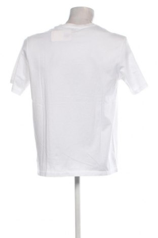 Мъжка тениска Levi's, Размер M, Цвят Бял, Цена 56,00 лв.