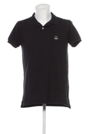 Мъжка тениска United Colors Of Benetton, Размер XL, Цвят Черен, Цена 23,25 лв.