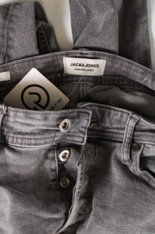 Herren Jeans Jack & Jones, Größe S, Farbe Grau, Preis 11,69 €