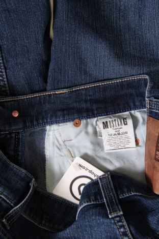 Herren Jeans Mustang, Größe M, Farbe Blau, Preis 14,27 €